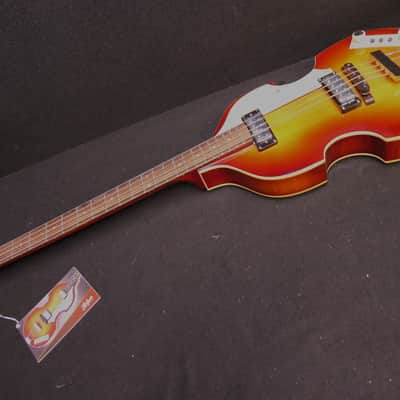 Hofner Ignition Beatle Bass HI-500/1-SB Brand New 2026 Model with 500/1 TAILPIECE & Yellowed Pickguard ( Replaces HI-BB-PE-SB ) image 4