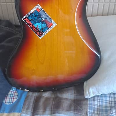 Fender Jaguar JG66-85 Crafted in Japan 1997-2000 - Sunburst image 7