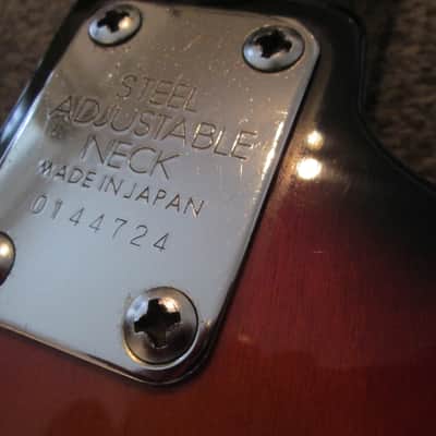 Commodore bass seventies sunburst image 6
