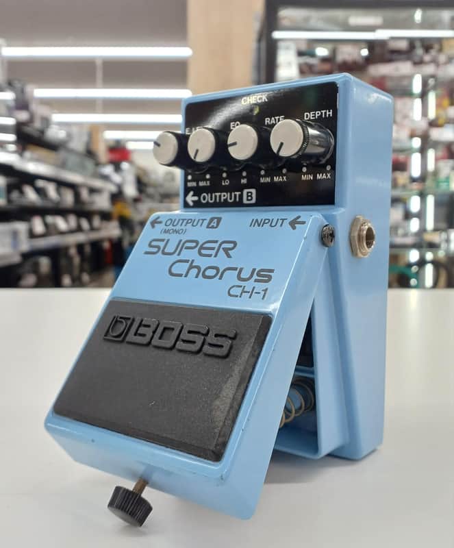Boss CH-1