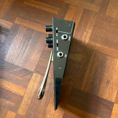 Gamechanger Audio Plus Sustain Pedal with Footswitch 2010s - Black image 4