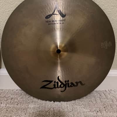 Zildjian 14" A Series New Beat Hi-Hat Cymbals (Pair) 2013 - Present - Traditional image 3