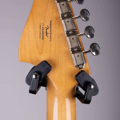 Squier Classic Vibe Bass VI - Black image 8