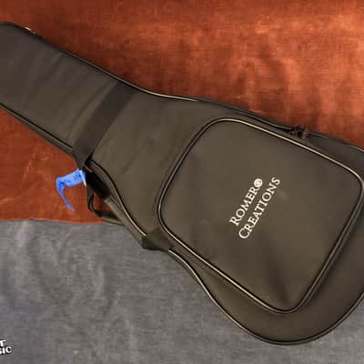 Romero Creations B6-SM Nylon-String Baritone Guitalele Guitar/Ukulele w/ Gig Bag image 12