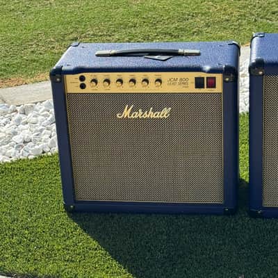 Marshall Studio Classic SC20C "JCM 800 Lead Series" 20-Watt 1x10" Guitar Combo 2020 W/ Matching 1x12 SC112 EXT Cabinet - - Present - Navy Blue Levant image 4