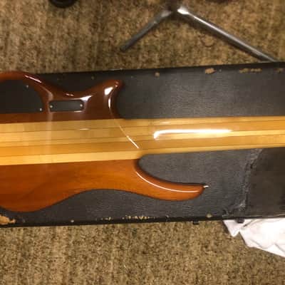 Alembic Essence 6 String Essence walnut neck through image 4