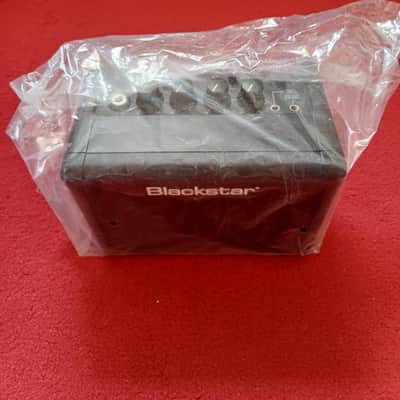 Blackstar Fly 3 3-Watt 1x3" Battery-Powered Mini Guitar Combo 2014 - Present - Black image 2