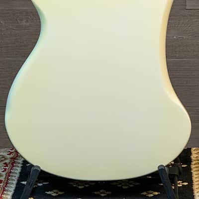 Rickenbacker 4003 4 String Bass White/Black Binding 1990 image 3