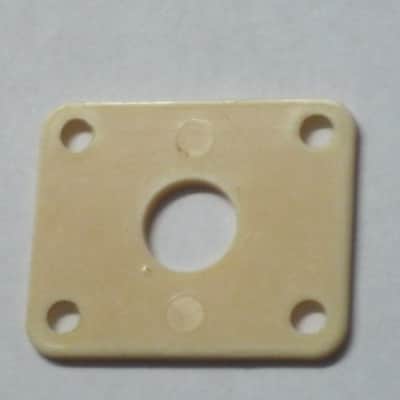 used (has some nicks & scratches) unknown brand CREME PLASTIC RECTANGLE Jack Plate + nickel finish SCREWS (refer to measurements in description) flat - but will flex when installed, might fit Epiphone LP 100 model guitar (NO guitar included) image 21