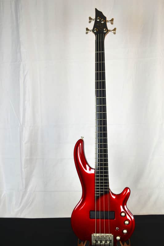 Cort Curbow 4 4 String Bass, Bartolini Pickup, Active EQ, Slap