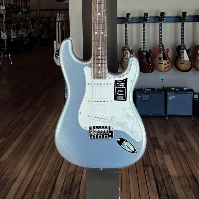 Fender Player Stratocaster - Silver w/Pau Ferro image 1