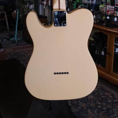 Fender Deluxe Nashville Telecaster, Honey Blonde - USED image 9