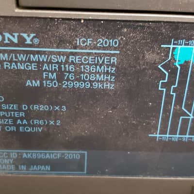 Vintage Sony ICF 2010 AM, FM, Shortwave & VHF aeronautical band Portable Radio image 5