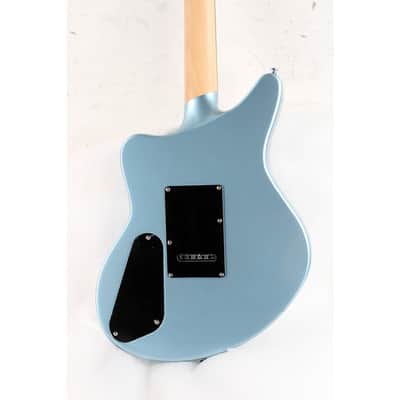 D'Angelico Premier Series Bedford SH Limited-Edition Electric Guitar with Tremolo Regular Ice Blue Metallic image 4