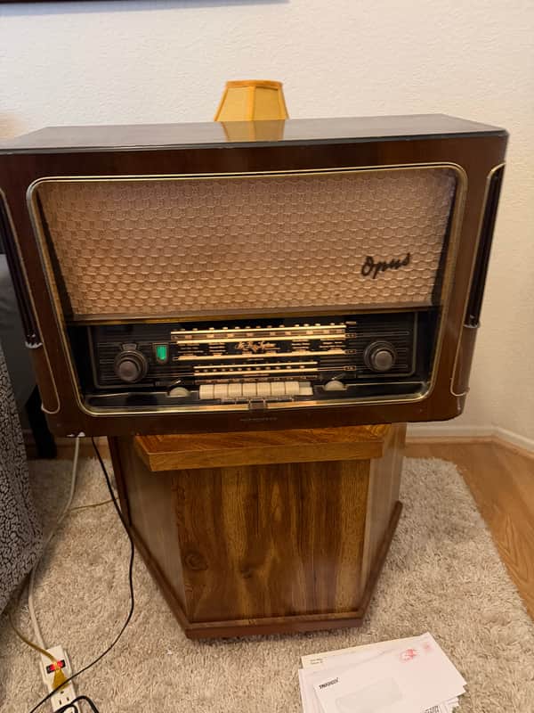 Telefunken Opus 7 1956-1957 - dark walnut veneer image 1