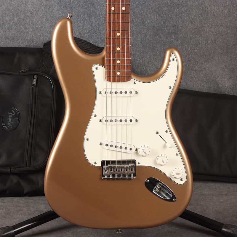 Fender Vintera 70s Stratocaster Hardtail - Firemist Gold - 2nd Hand