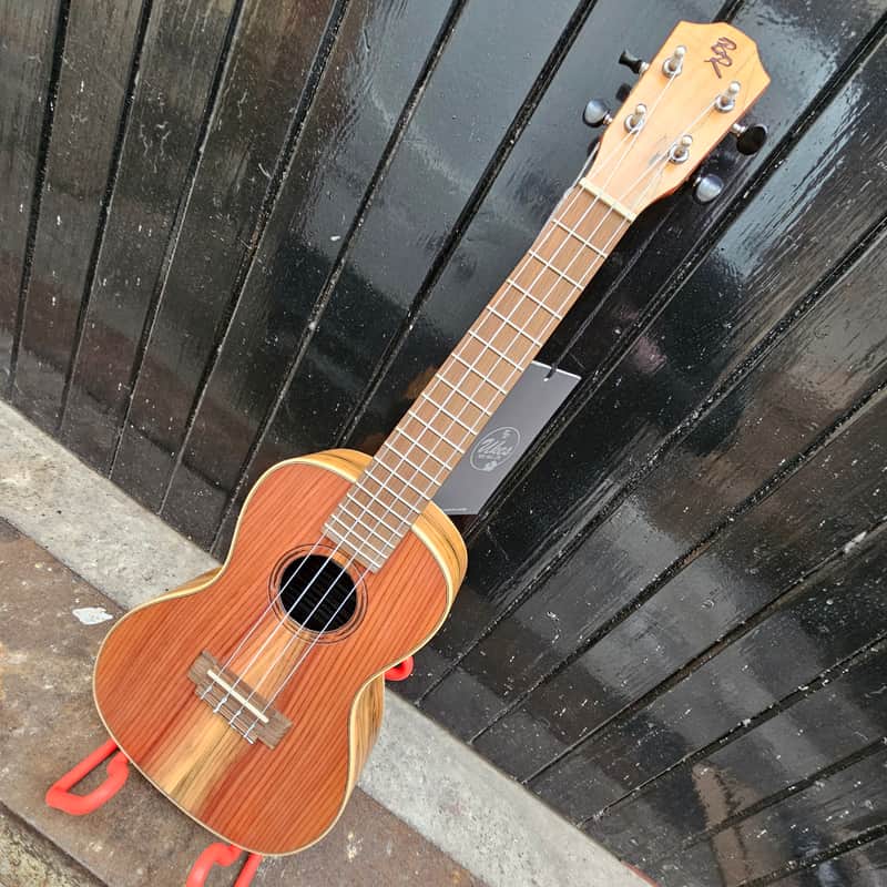 Baton Rouge UR71c Redwood