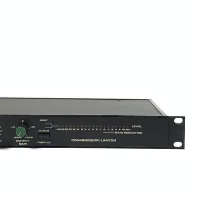 dbx 160XT Compressor / Limiter 2000s - Black TGHM image 3