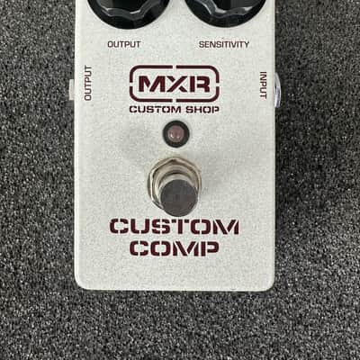 MXR CUSTOM COMP コンプレッサー MXR CSP202 Custom Comp Compressor Pedal | Sweetwater
