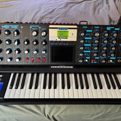 Moog MiniMoog Voyager Electric Blue Edition 44-Key Monophonic Synthesizer 2006 - 2015 - Black Cabinet image 11