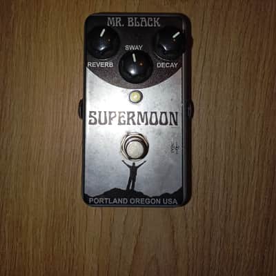 Mr. Black Supermoon Chrome 2014 - Chrome image 1