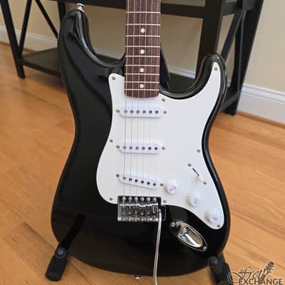 2012 Fender Squier Bullet Stratocaster - Black image 2