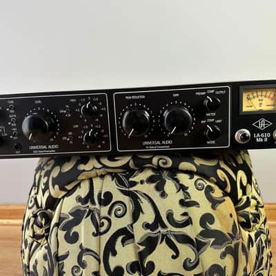 Universal Audio LA-610 MkII Tube Channel Strip 2008 - Present - Black image 3