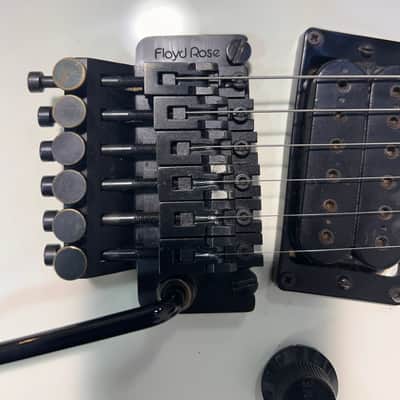 Kramer Baretta 1984 - White image 5