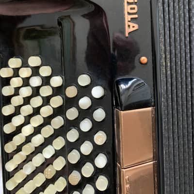 Hohner Gola ? 1950-1980 ? Gloss black image 4