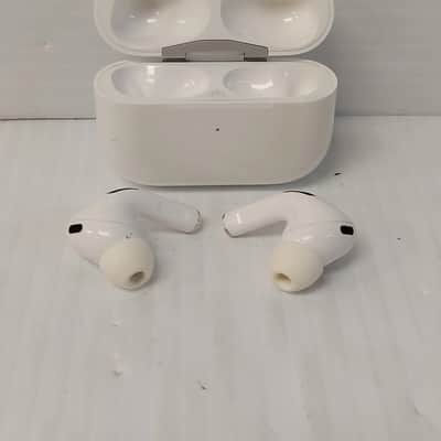 Apple A2700 Airpods Pro Gen 2 image 2
