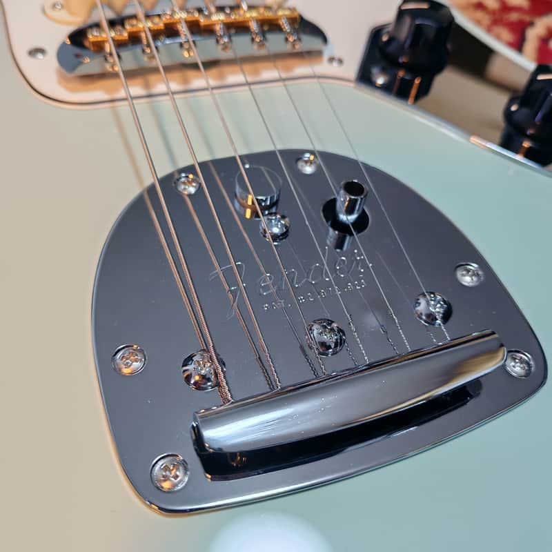 NEW IN BOX* 2026 Fender Japan Moeka Shiotsuka Jaguar moni 羊文学