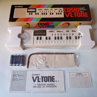 Casio VL-1 VL-Tone 29-Key Synthesizer Keyboard 1979 - 1984 - White