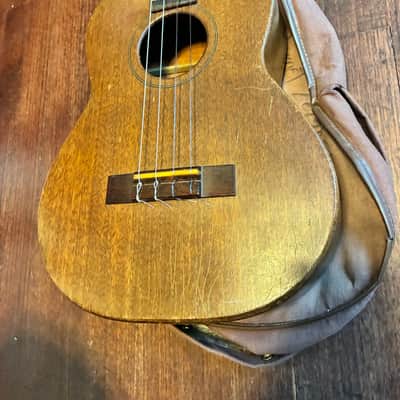 K&K (United) 1950’s vintage Baritone Ukulele mahogany & Brazilian rosewood w original soft case image 3
