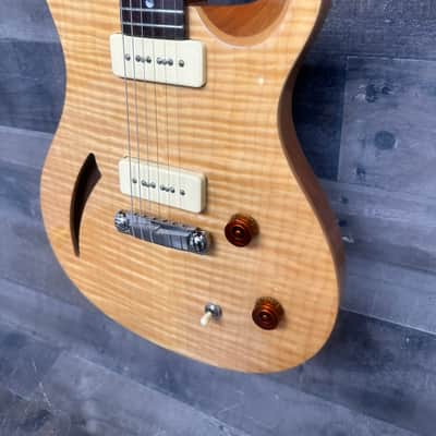 PRS SE Custom Semi-Hollow – Natural Flame Top Korea 2005 image 2