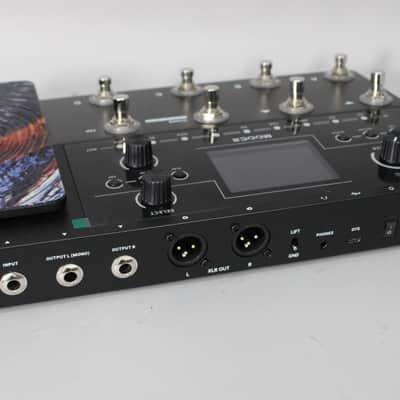 Mooer GE150 Max Li Battery Powered Multi-Effect Pedal image 5