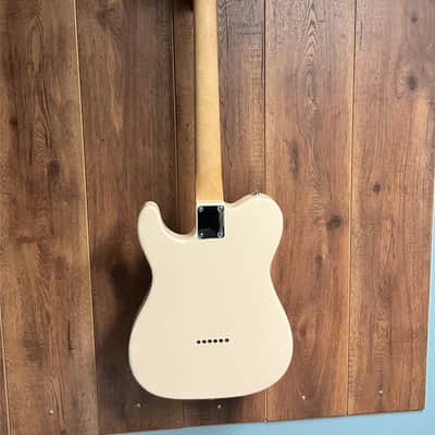 G&L Asat Tribute Maple neck Olympic White 7.6 pounds image 7