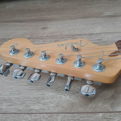 Fender American Stratocaster with Rosewood Fretboard - 60th Anniversary Model image 12