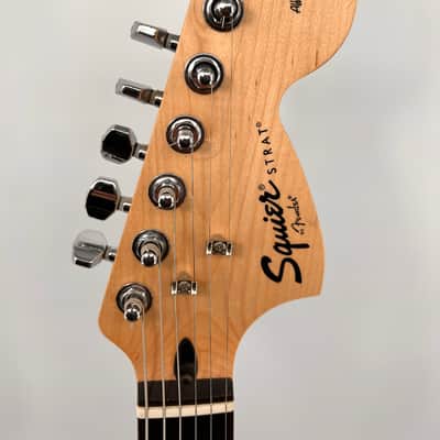 Squier Affinity Series Stratocaster 2004 - Blue image 6