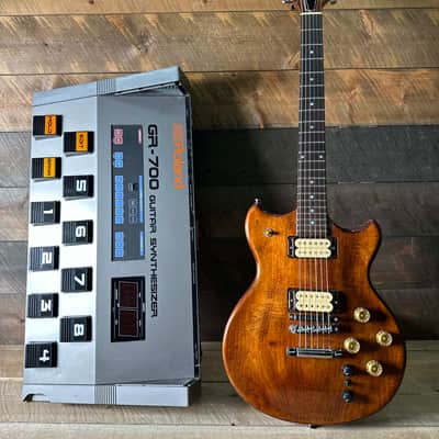 Vintage Roland G-303 Guitar/Controller & Roland GR-700 Guitar Synthesizer - Includes Original Case, Cables, & Cartridge