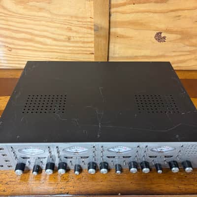 Universal Audio 4-710d mid 2010's - silver image 2