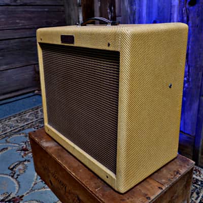 Fender Blues Junior Limited Edition 15-Watt 1x12" Guitar Combo - Tweed - w/ Upgraded Speaker image 4