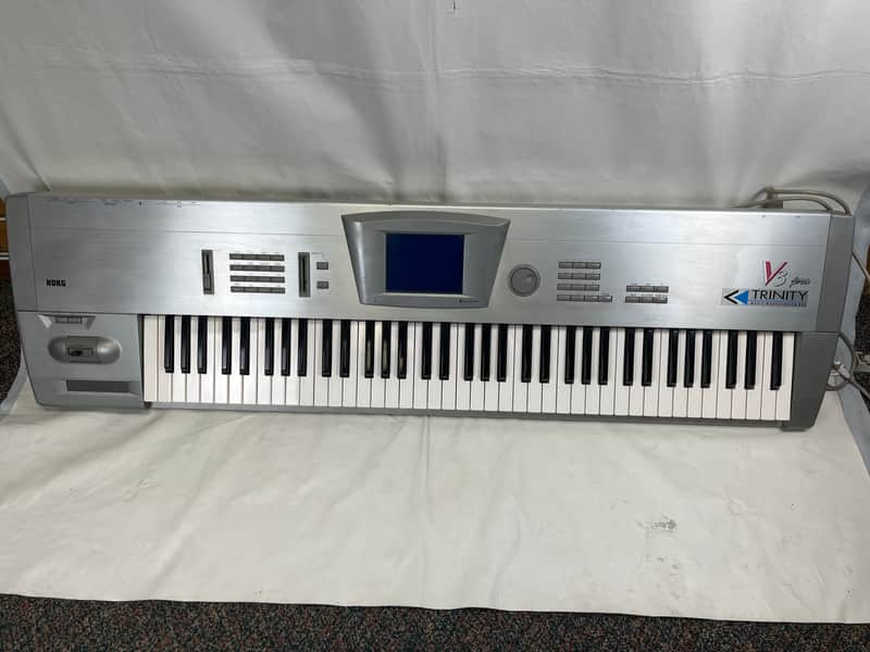 Korg Trinity V3 Pro 76-Key 32-Voice Polyphonic Workstation (1998