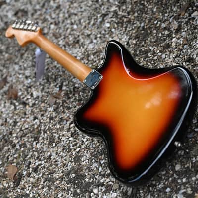 Fender Limited Edition Vintera II Road Worn 50s Jazzmaster- 3-Color Sunburst image 13