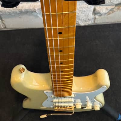 Fender 50th Anniversary American Vintage '57 Stratocaster 2007 - Mary Kaye image 3