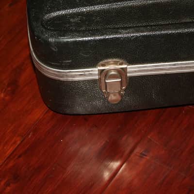 Martin Dreadnought hard shell case late 70's early 80's image 3
