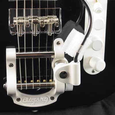 Mint Fender Jack White Triplecaster Black Maple Fingerboard image 3