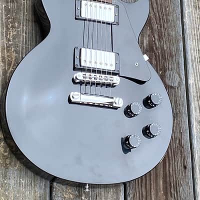 Gibson Les Paul Studio – Ebony (2001) | Gibson USA Brown/Pink HSC Included | Free Shipping image 3
