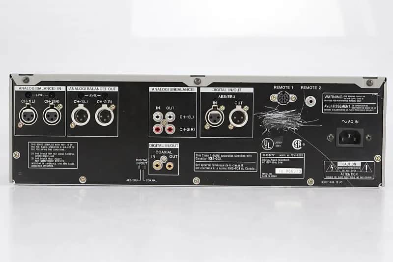 Sony PCM-R500 DAT Digital Audio Recorder image 2