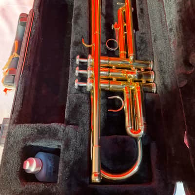 Yamaha YTR-200ADII Advantage Standard Bb Trumpet 2010s - Brass image 7