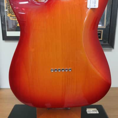 2008 Fender American Deluxe Telecaster with Rosewood Fretboard - Aged Cherry Burst image 17